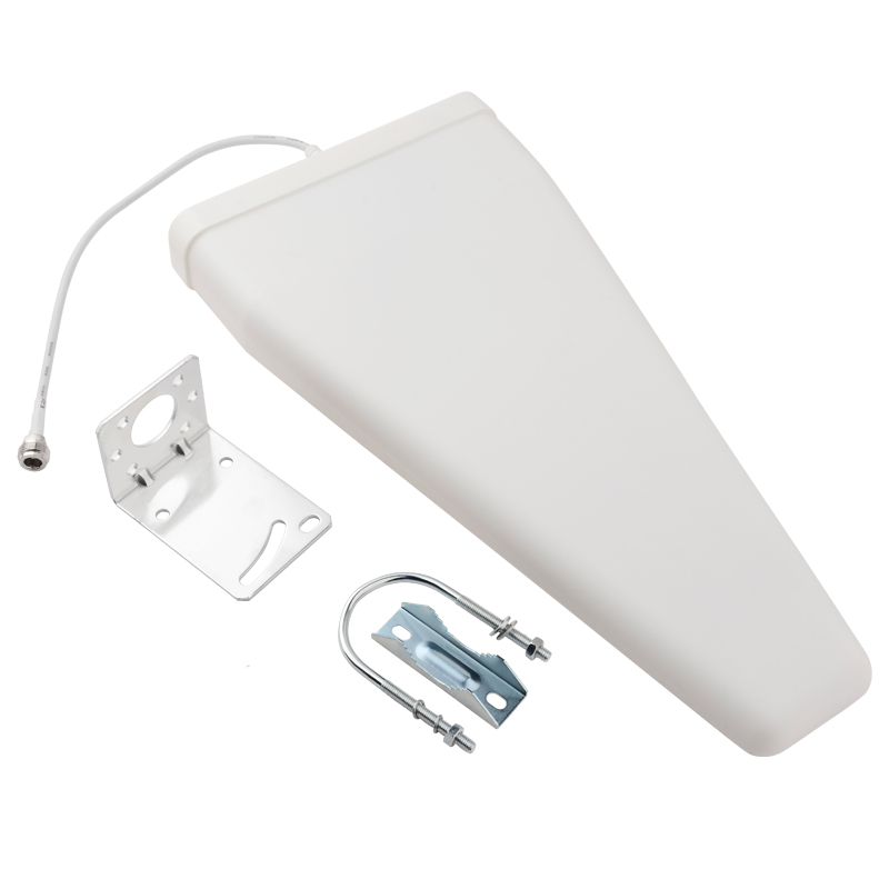  红毛镇对数周期天线定向接收发射700-3700MHz